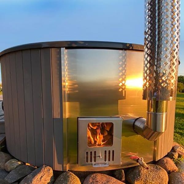 Wood-fired hot tub for spa oasis