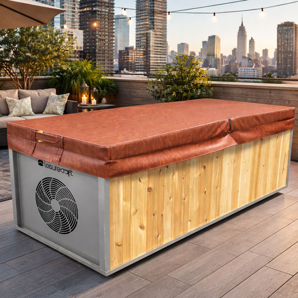 Cold plunge tub for backyard spa