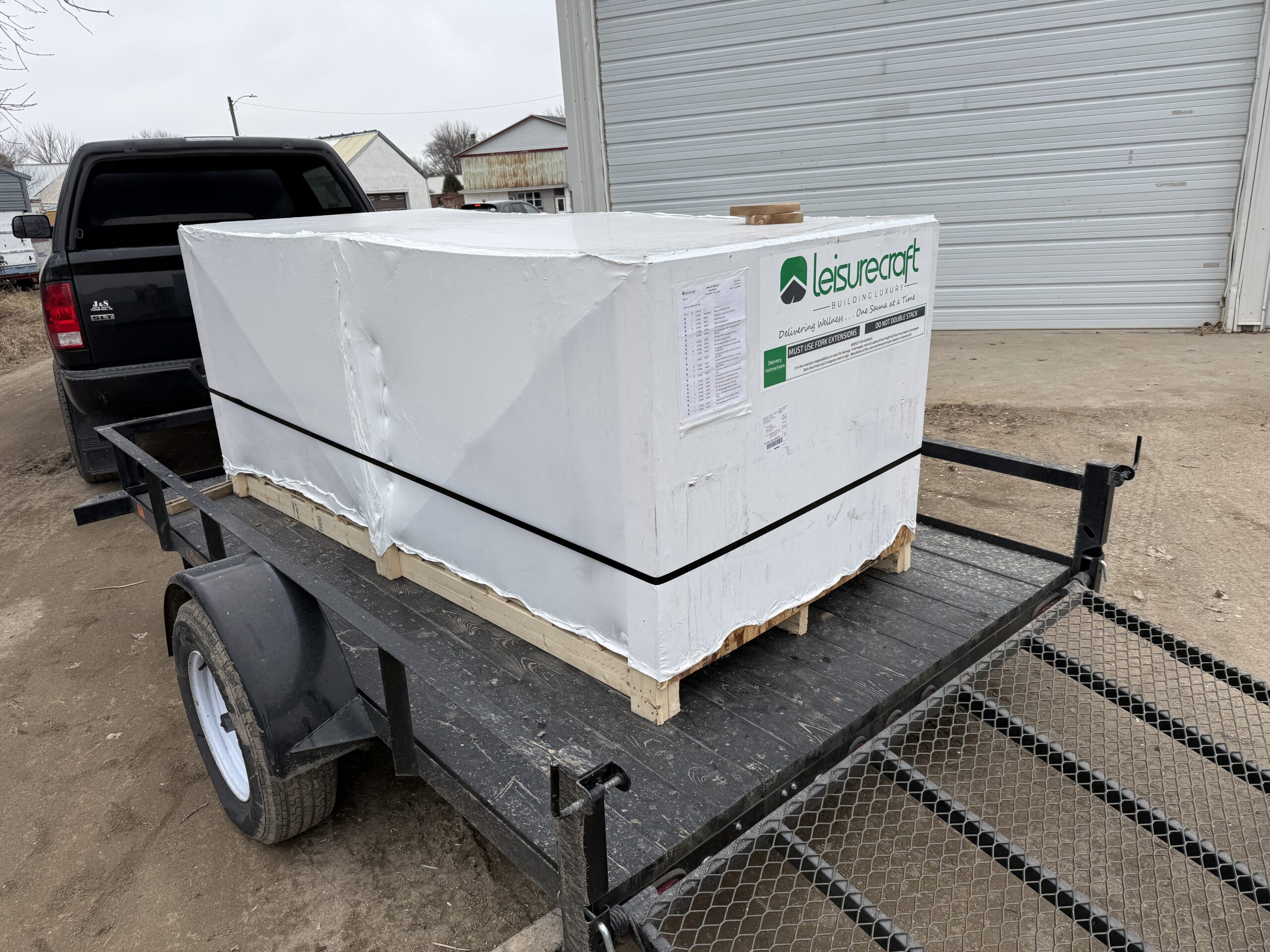 Georgian Cabin Sauna Shipping & Delivery