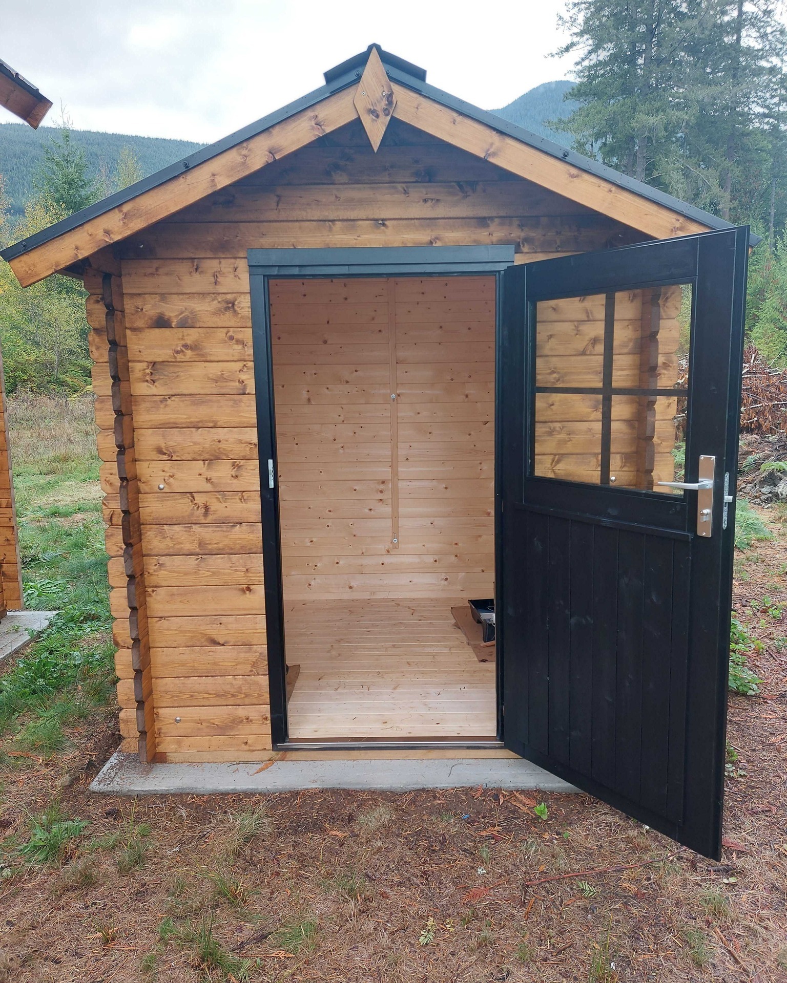 Concrete pad base option for small shed
