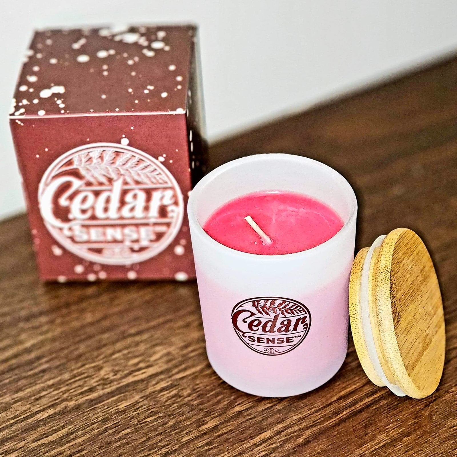 Smoked Cedar Wood Candles | Eastern Red Aromatic Cedar Oil Candles - Image 3