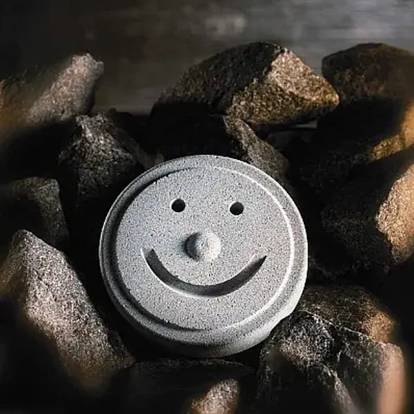 Hukka Saunaveijari | The Smiley Stone | Sauna Stones - Image 2
