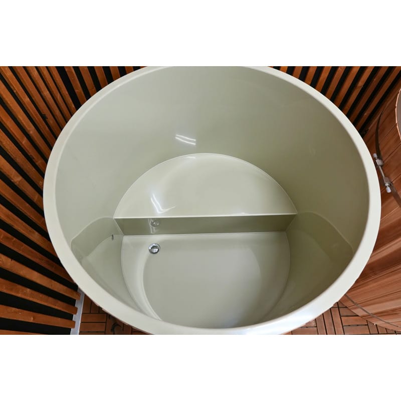 Close-up of insulated PVC cold plunge barrel design