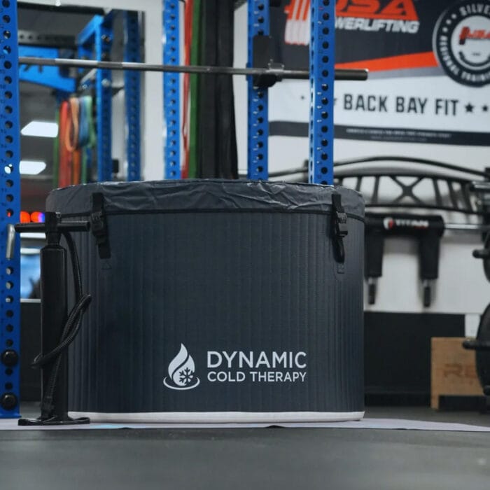 Setting up the inflatable cold tub with manual pump