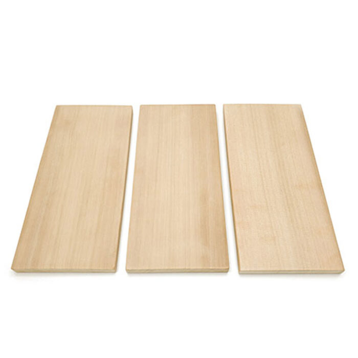 Quality cedar board with vertical grain for sauna construction