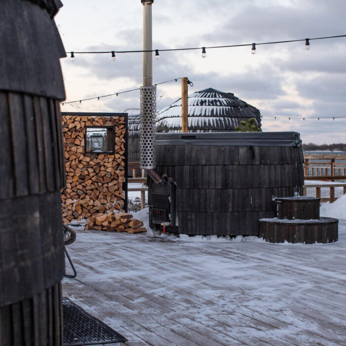 Iglucraft Wood Fired Hot Tub | Premium Outdoor Wood Burning Hot Tub | Ebony or Chestnut - Image 4