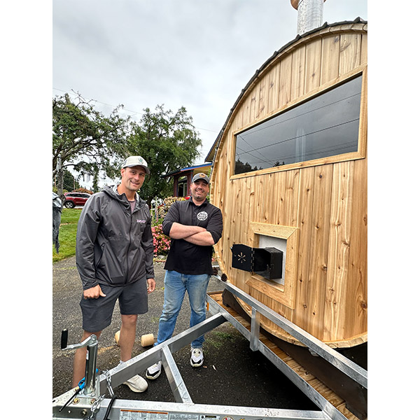 Professional barrel sauna delivery