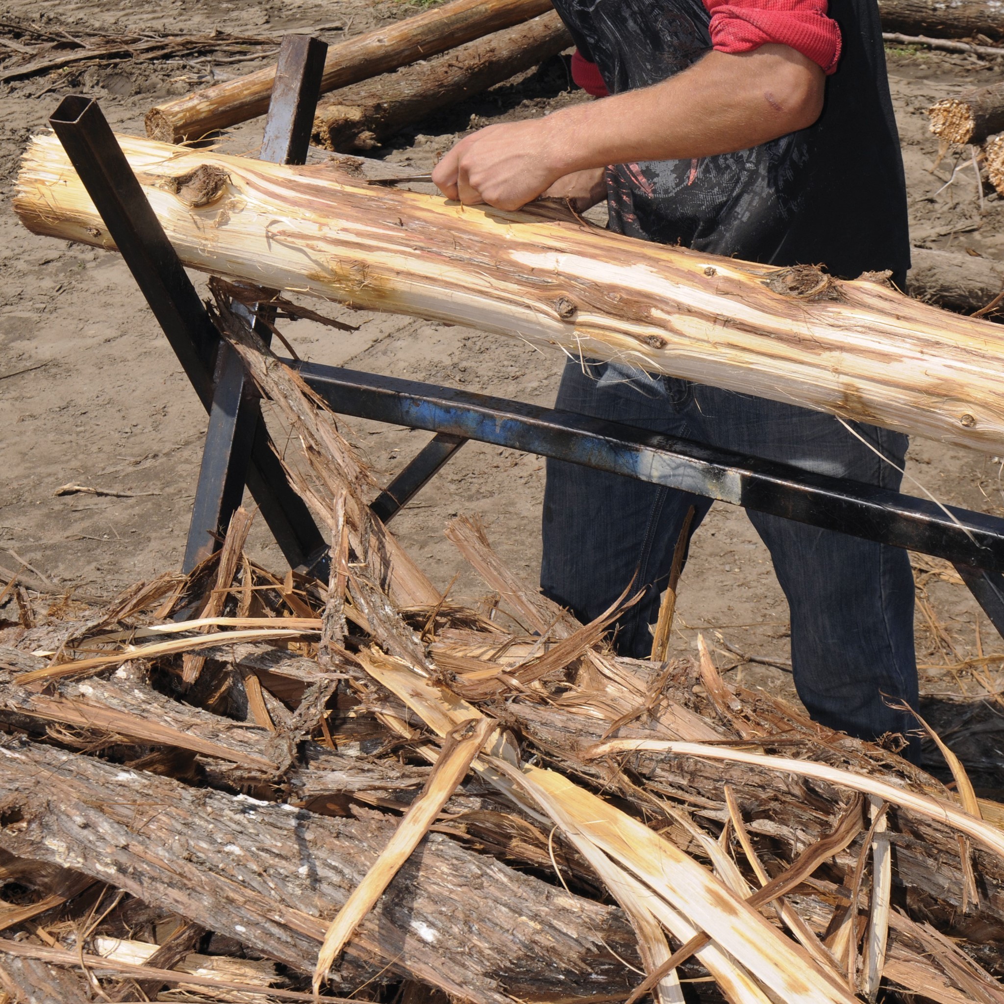 Handcrafted cedar log furniture peeling process